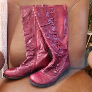 Bloom Burgundy Heeled Boots